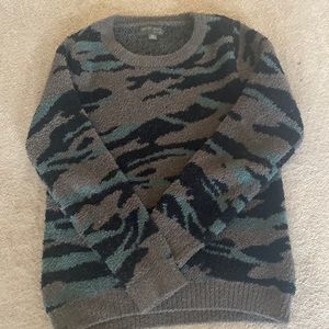 Barefoot dreams cozy chic sweatshirt